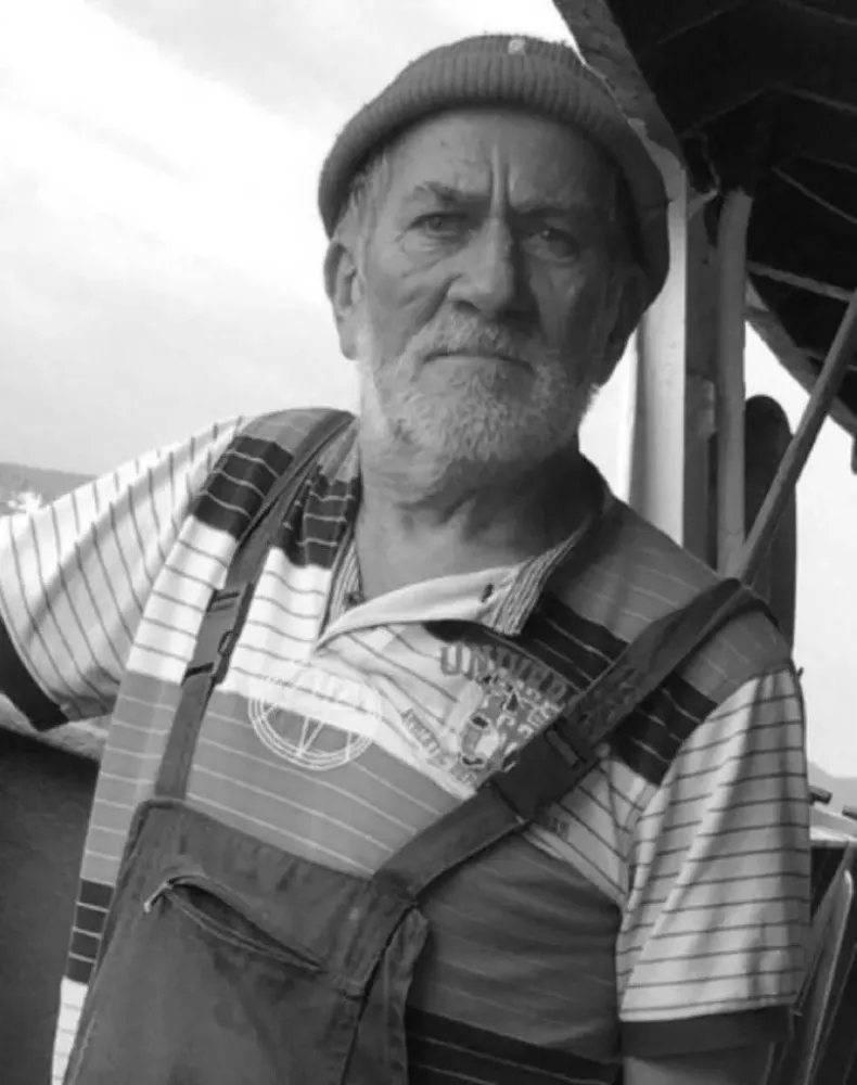 Batan gemiden 1 mürettebatın cesedi bulundu.
