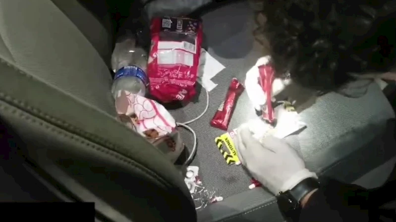 Kahve paketlerine gizlenmiş şekilde uyuşturucu ele geçirildi: 1 gözaltı
