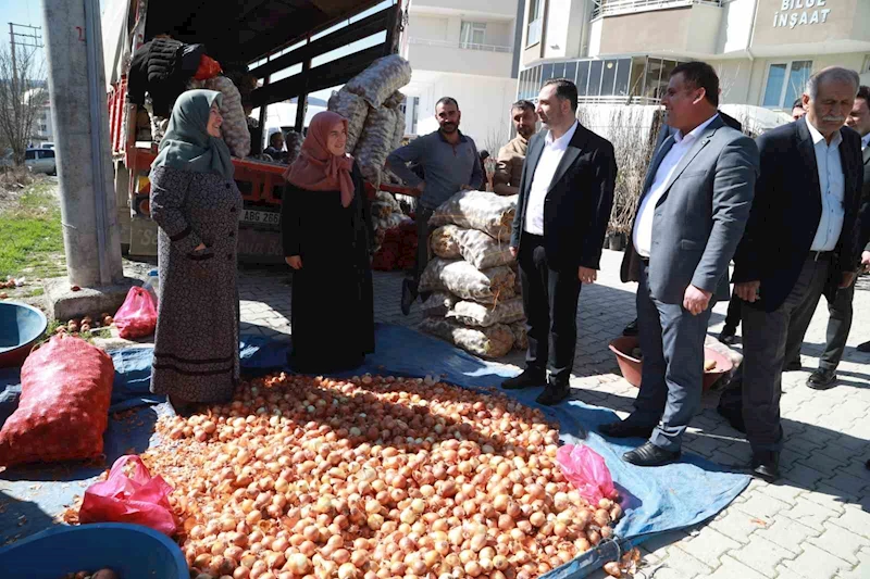 Sarıcaoğlu’ndan pazarcıya ‘modern yer’ sözü
