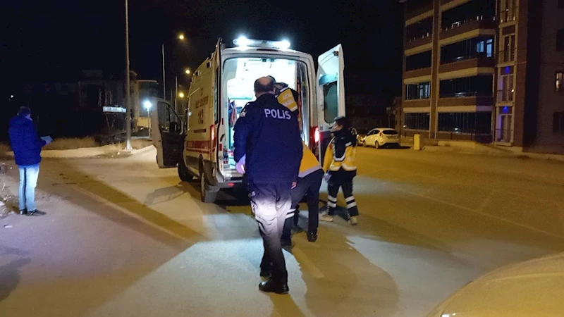 Otomobil ile motosiklet çarpıştı: 1 yaralı
