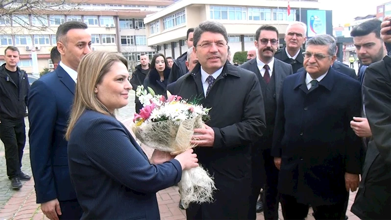 Adalet Bakanı Tunç: "Yeni bir anayasa yapmanın mücadelesini vereceğiz"
