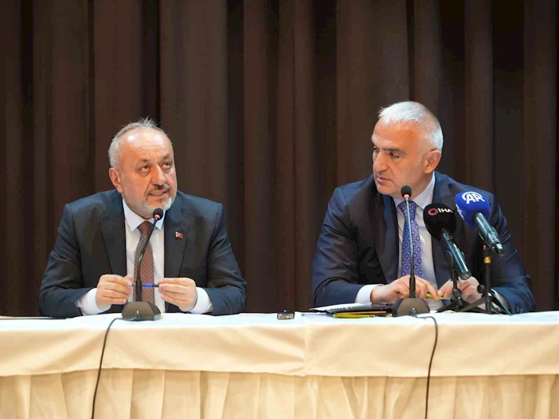 Kültür ve Turizm Bakanı Mehmet Nuri Ersoy:
