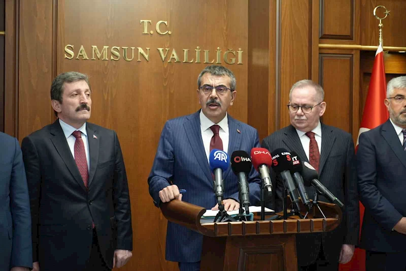 Bakan Tekin: “Yerel seçimleri en az genel seçimler kadar önemsiyoruz”
