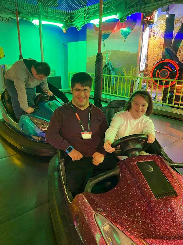 Down sendromlu çocuklar gönüllerince eğlendi
