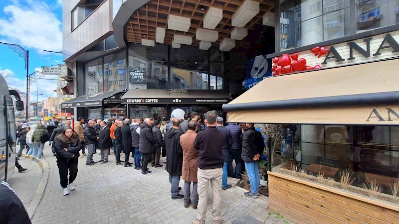 Açılışa 20 kişi katıldı
