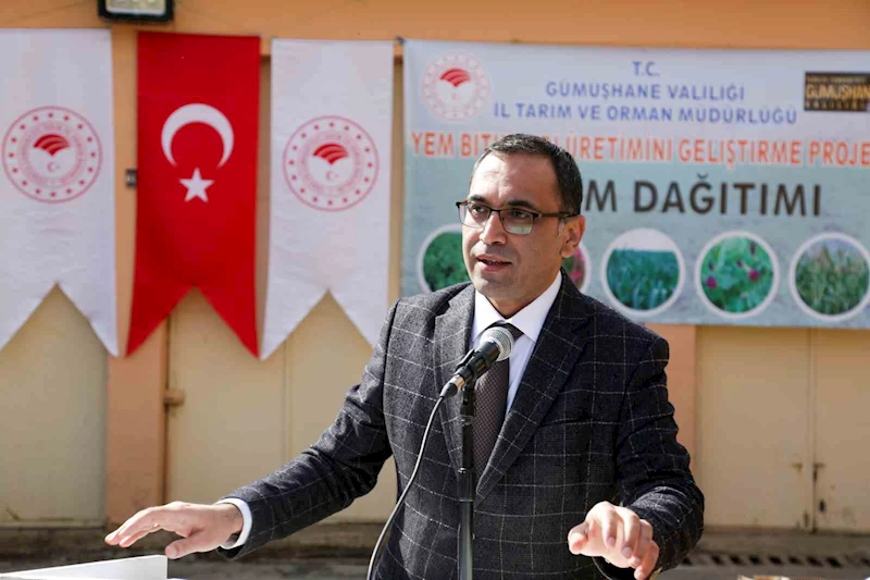 Gümüşhane’de üreticilere 3,5 milyon TL’lik fidan ve tohum dağıtıldı
