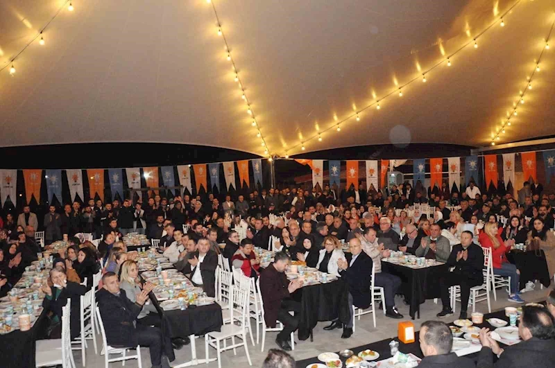 AK Parti Devrek İlçe teşkilatı iftar programında buluştu
