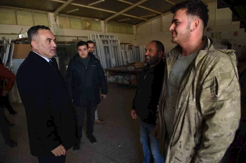 Fatih Sütcü’den fabrika işçileri ve belediye personeline konut vaadi
