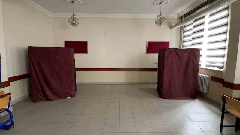 Cumhurbaşkanı Erdoğan’ın memleketi Rize’de okullar yerel seçime hazır
