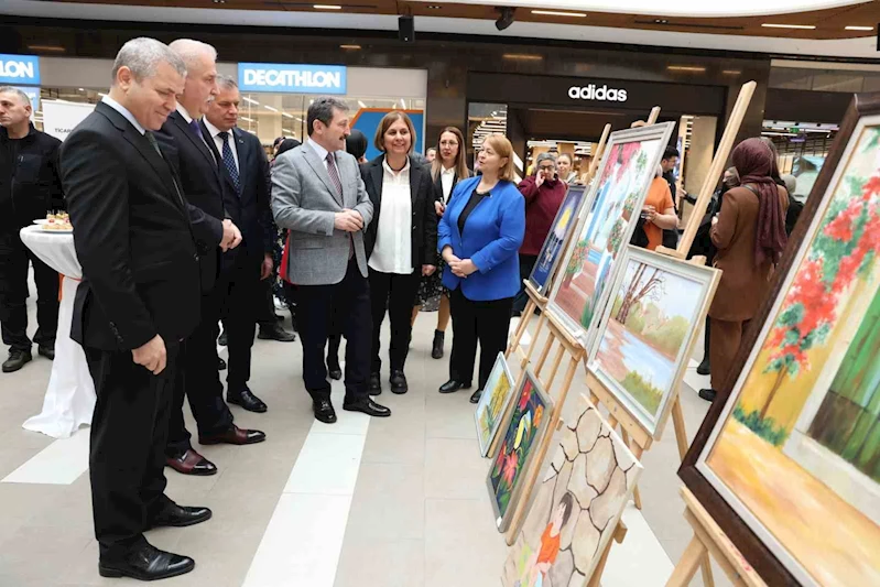 Kadın Dayanışma Sergisi açıldı
