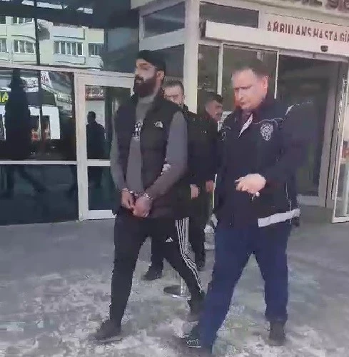 İnşaat malzemeleri çalan zanlı tutuklandı
