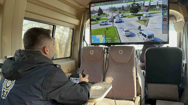 Dron destekli kırmızı ışık denetimi
