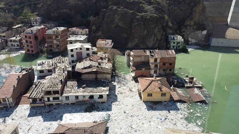 İlçeleri baraj sularına gömülmüştü, taşındıkları yeni ilçede seçimi CHP kazandı
