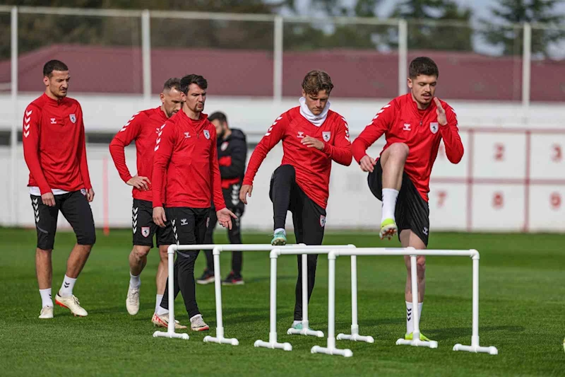 Samsunspor, Beşiktaş maçının hazırlıklarına başladı
