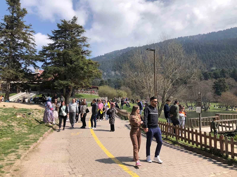 Bolu’nun gözde turizm merkezlerinde bayram yoğunluğu
