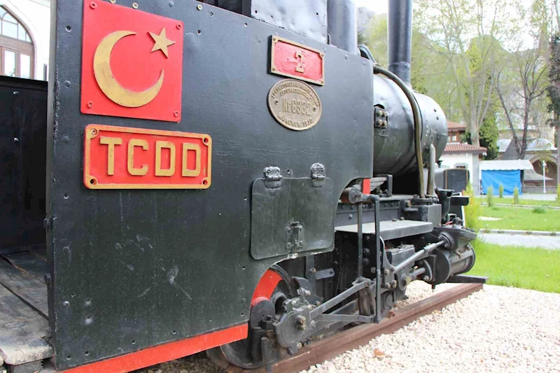 Tarihe tanıklık eden lokomotiflere talip olmayan kalmadı
