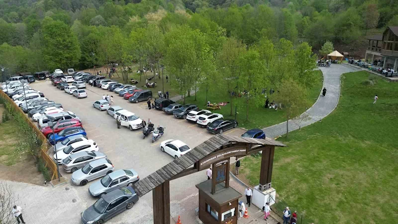 Düzce’nin gözde doğal güzelliklerinde bayram yoğunluğu
