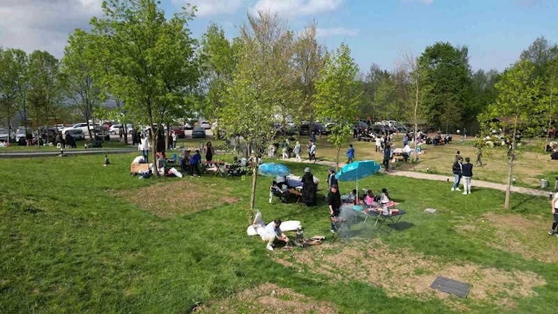 Düzce’nin gözde doğal güzelliklerinde bayram yoğunluğu
