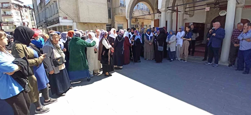 Devrekli umreciler kutsal topraklara uğurlandı
