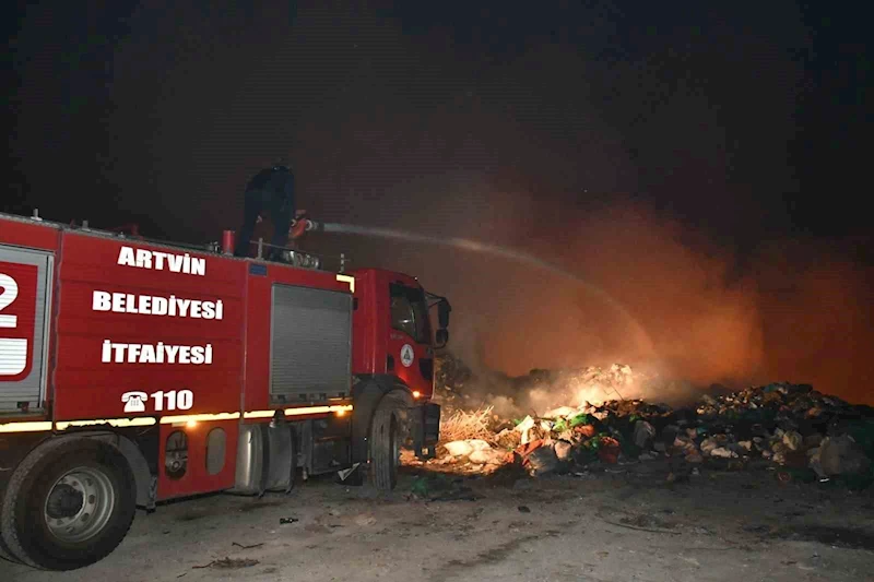 Artvin’de çöp sahasında yangın
