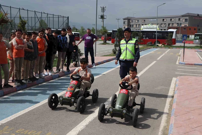 Kuralları eğlenerek öğrendiler
