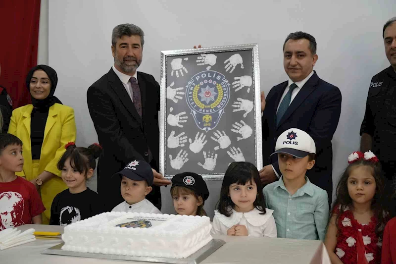 Anaokulu öğrencileri Türk Polis Teşkilatı’nın kuruluş yıldönümünü kutladı
