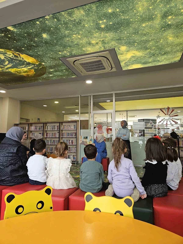 Düzce Üniversitesi’nden etkileşimli kitap okuma etkinliği
