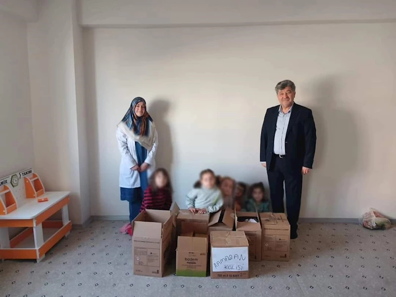 Minik öğrencilerden örnek davranış
