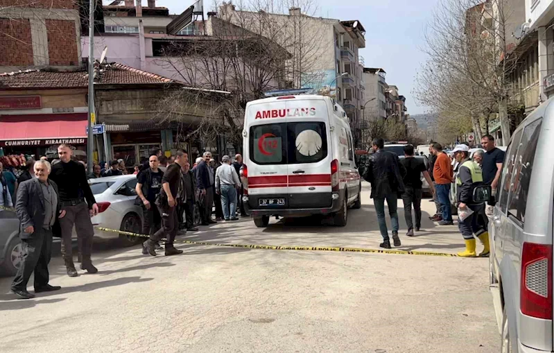 Muhtarlık kavgasında silahlar konuştu: 1’i ağır 2 yaralı
