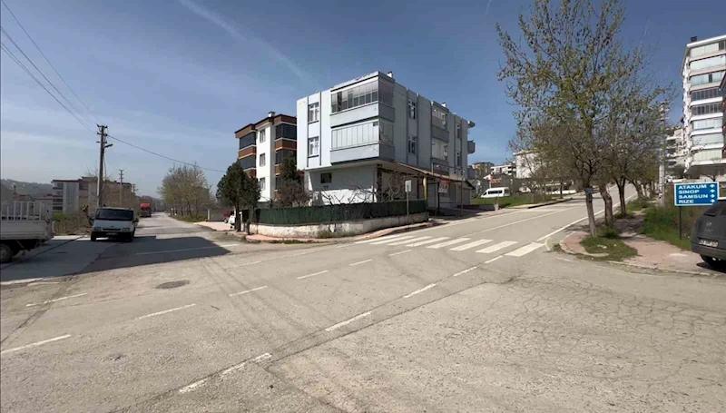 Aynı yerde bir ayda 4 kaza: O anlar kamerada
