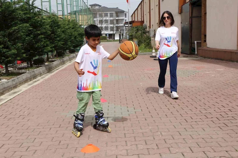 Otizm farkındalığı için anlamlı etkinlik
