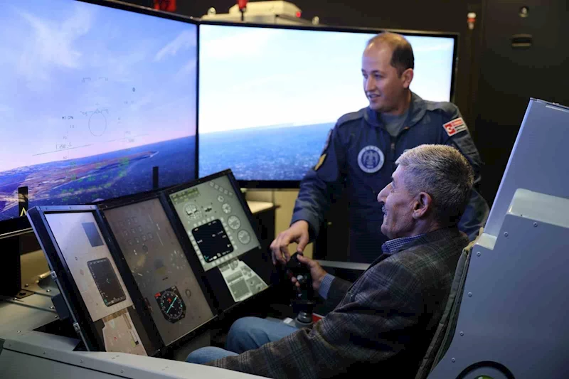 Huzurevi sakinleri Merzifon 5’inci Ana Jet Üssünde
