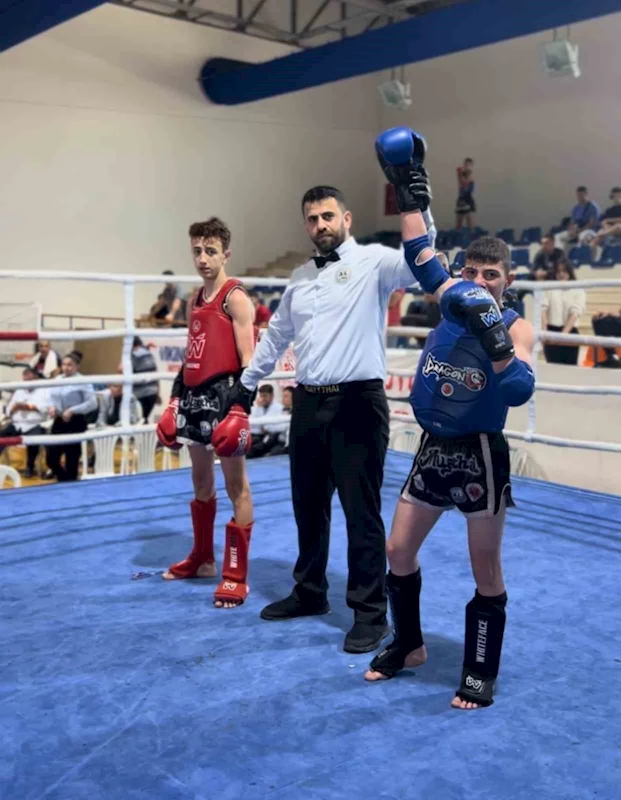 Canikli muaythai sporcusu Yiğit Keskin, Türkiye şampiyonu oldu
