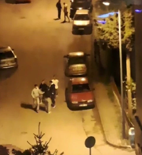 Safranbolu’da tekme tokat kavga anı kamerada
