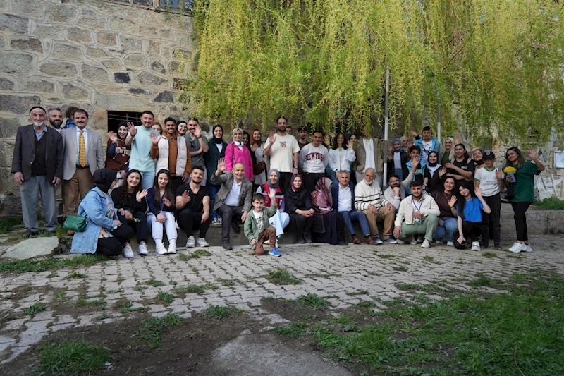 Öğrencilerin kültür gezisi renkli görüntülere sahne oldu
