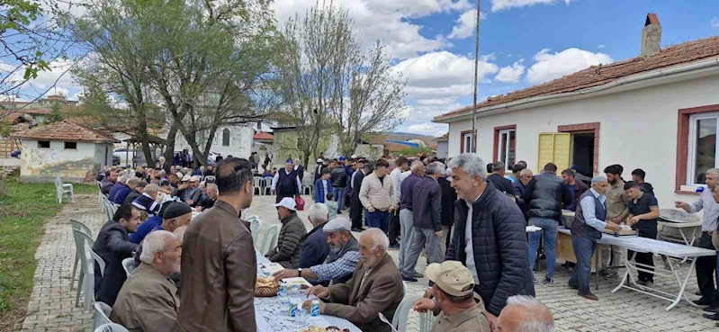 Alaca’da köylüler yağmur duasına çıktı
