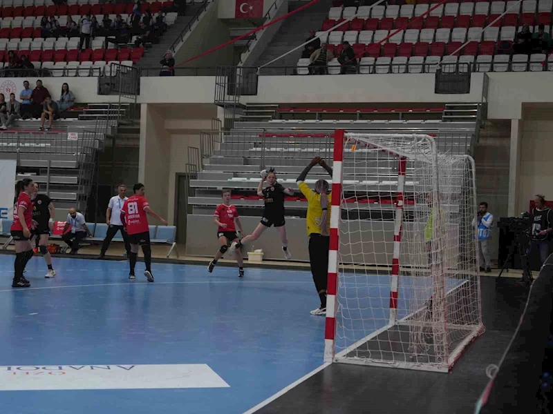 Hentbol Süper Ligi: Kastamonu Belediyespor: 38 - Konyaaltı Belediyespor: 40
