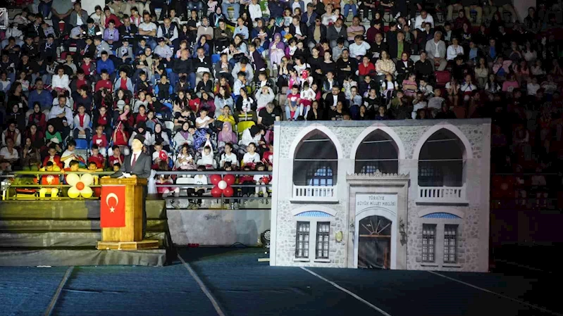 Bolu’da muhteşem 23 Nisan gösterileri sahnelendi
