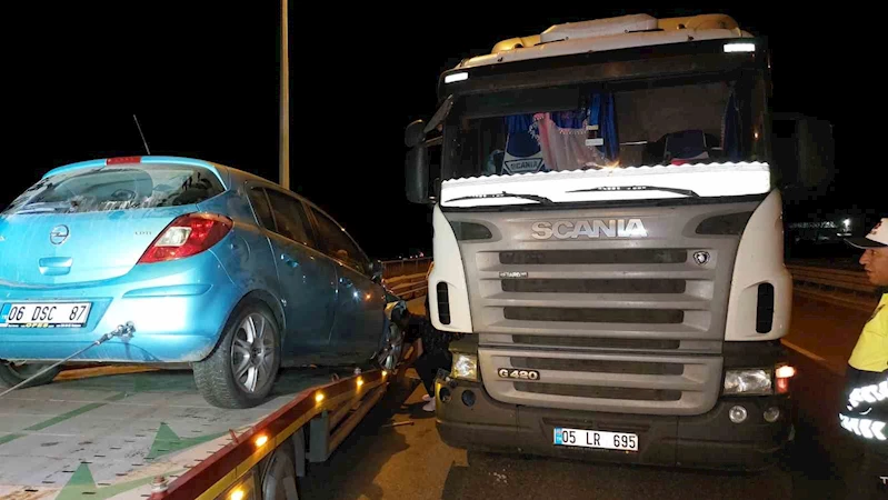 Samsun’da otomobil tır ile çarpıştı: 1 yaralı
