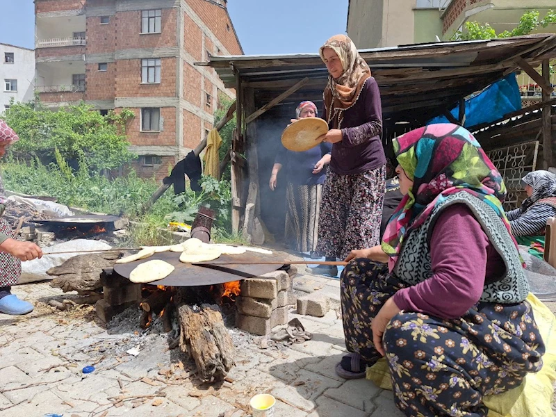 Çorum’da vatandaşlar yağmur duasına çıktı, kadınlar geleneği yaşattı
