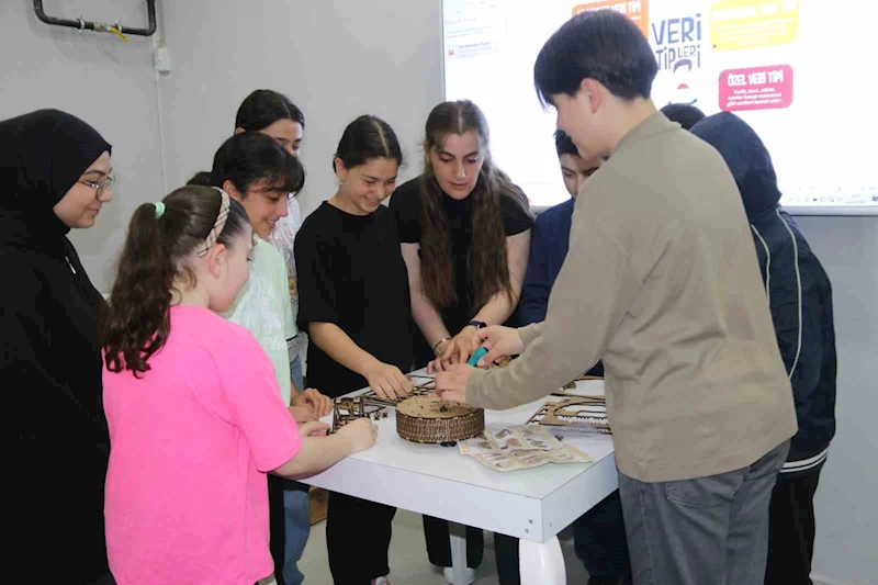 Akçaabat’ta robotik kodlama kursu yoğun ilgi görüyor
