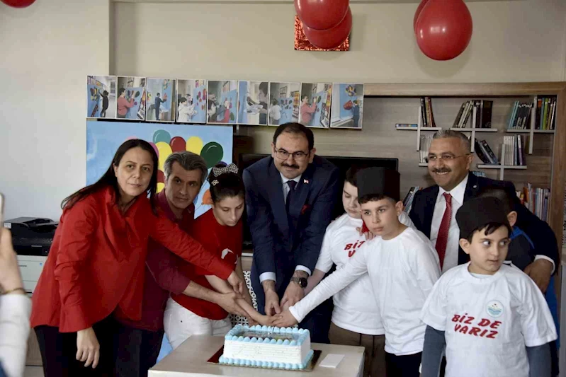 Otizmli bireylere özel etkinlik
