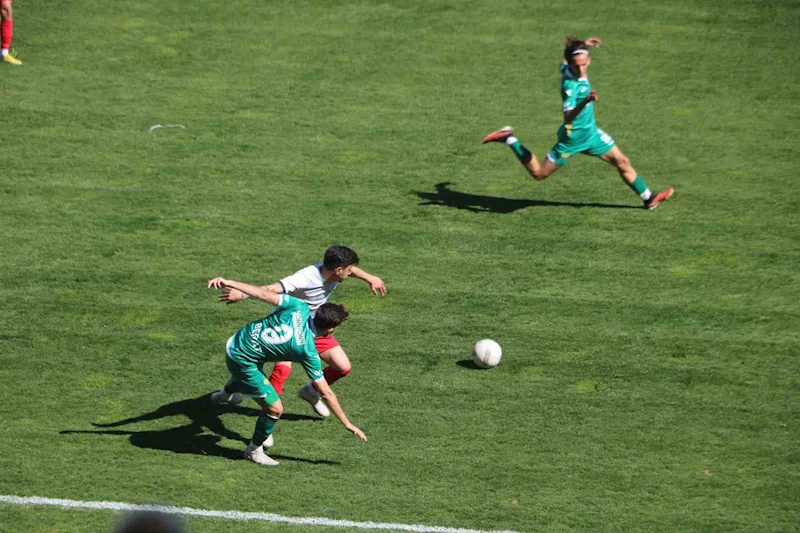 TFF 2. Lig: Zonguldak Kömürspor: 2 - Bursaspor: 0
