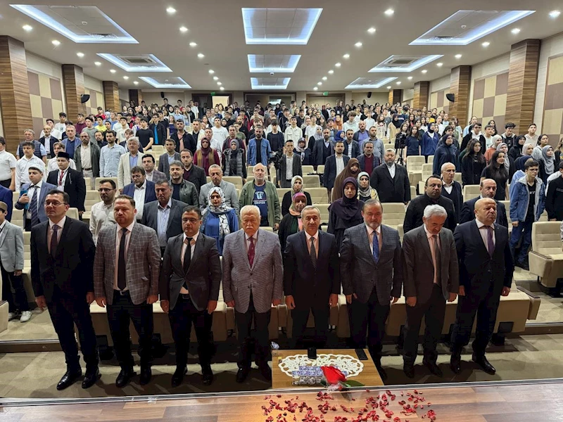 Kuran-ı Kerim’i en güzel okumak için yarıştılar
