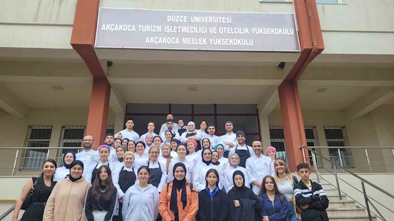 Öğrenciler aşçılık mesleğini öğrendi
