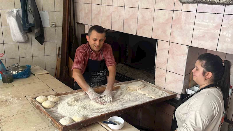 Ustalık yaptığı fırının sahibi oldu