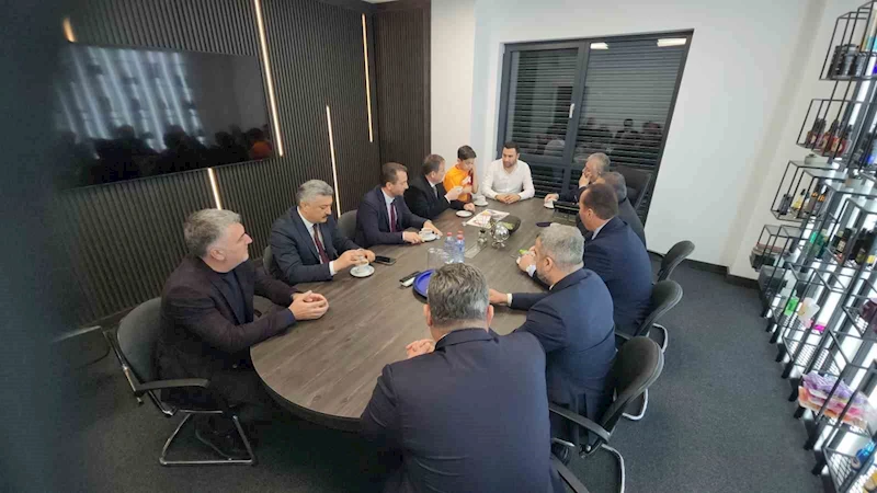 Milletvekilleri Akay ve Keskinkılıç’tan Almanya çıkarması
