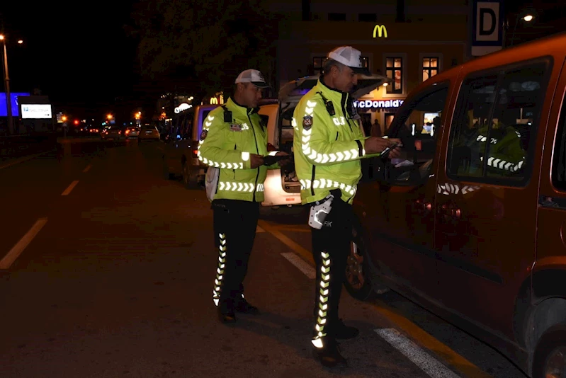 Samsun’da 2 bin 666 araca 6,5 milyon lira ceza
