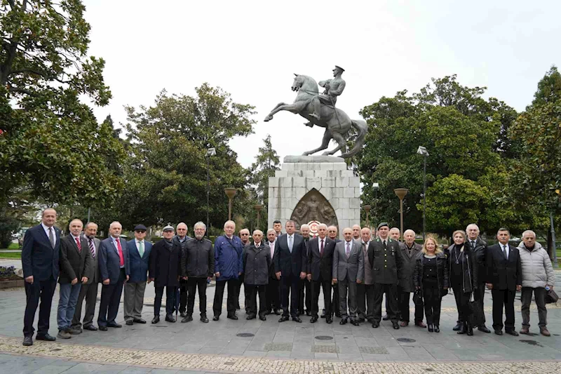 Emekli subaylar: “Devletimiz, har vurup harman savuracağımız bir miras değildir”
