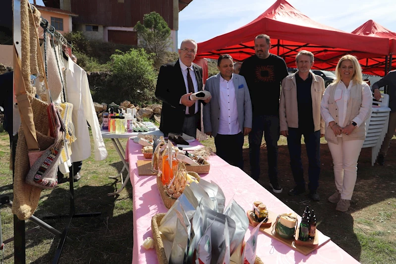 Amasya Üniversitesi’nden kenevir yetiştiriciliğine destek
